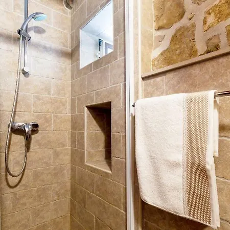 Apartamento Old Small Stone House