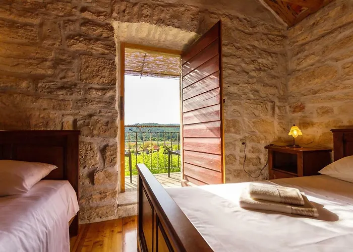 Old Small Stone House 公寓 Zrnovo